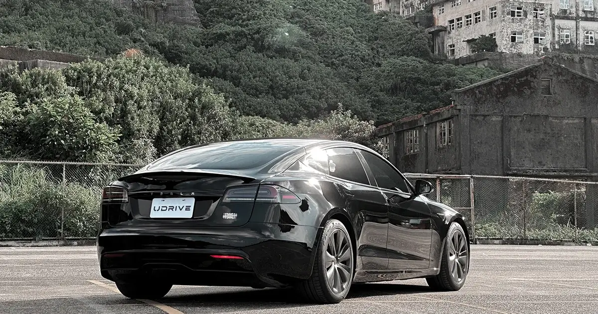 特斯拉 Model S Plaid 試駕：一生必須體驗一次的純粹快樂？